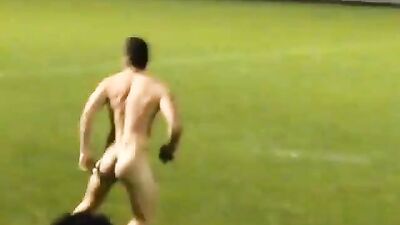 Streaking Amateurs: Public Outside Exposure