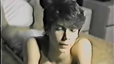 Vintage Solo - The Ultimate Gay Porn Experience