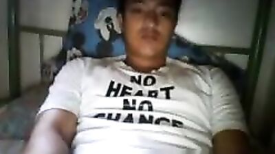 Pajas Stretched Masturbation: A Gay Porn Video with Amateur Cum Shots and Handjobs