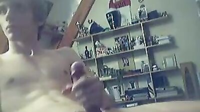 Teen French Cum 002: The Ultimate Web-Cam Solo Showdown