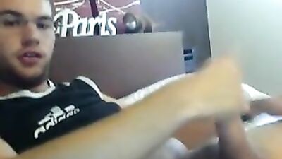 GlassesBoySolo: The Ultimate Handjob Experience