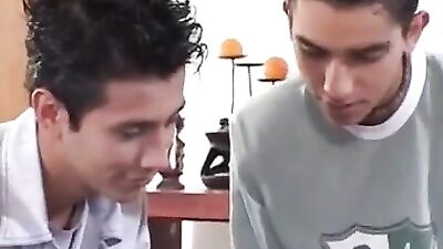 Latin Twinks Fucking Hard: Unleashed Passion in the City