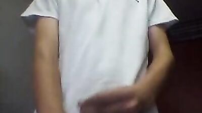 Young white jersey masturbates