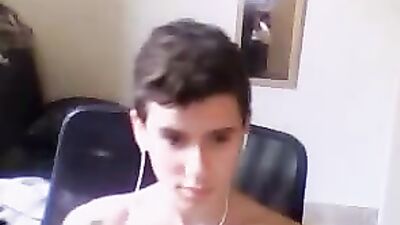 Straight from the Plaster: The Ultimate Amateur Cum Shot Handjob Experience!