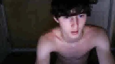 Gay Love Connection: Amateur Cum Shots & Handjobs