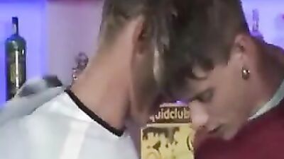 Teen Bareback Orgy With Lots Of Cum: The Ultimate Gay Porn Experience!