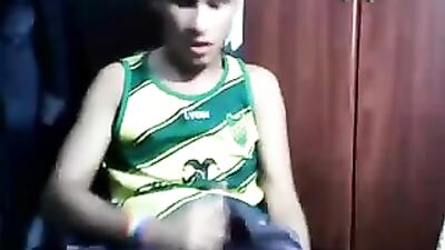 Masturbate with shorts - Handjob Amateur Cumshots