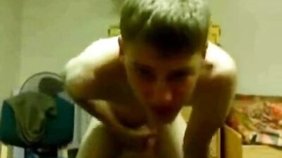 College Cutie Explores His Sexuality Through Masturbation!