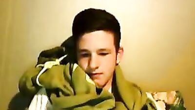 Green Jersey Amateurs Cum Shots Handjob!