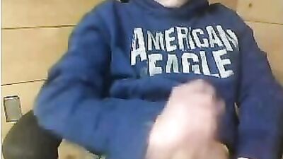 American Fagle: The Ultimate Amateur Cum Shots and Handjob Experience!