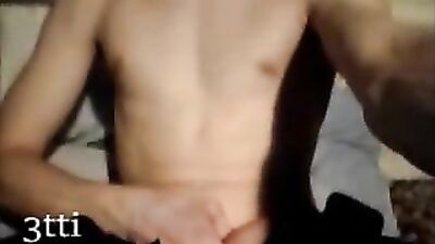 Experience The Bliss Of Amateur Cum Shots With Beautiful Gay Boys!