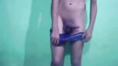 Latin Fast Jerk-Up Web Cam Solo Cum Shot!