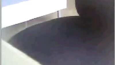 Cum On Her Hand: Amateur Handjob Cum Shots!