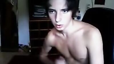 Young Matias Amature Cum Shots Handjob - The Ultimate Gay Porn Experience