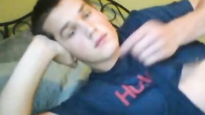 Masturbating Rontia: Amateur Cum Shots & Handjob Delight!