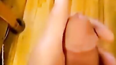 Webcam Cum Shots: The Ultimate Handjob Experience!