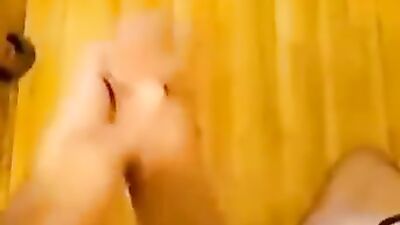 Webcam Cum Shots: The Ultimate Handjob Experience!