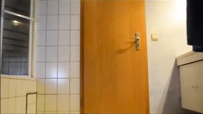 Webcam Cum-Share: Twinks Bed-Time Ritual Exposed!