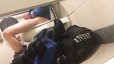 In the Gym: Amateur Cum Shots and Handjobs!