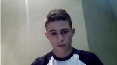 And he stayed so calm: Amateur Cum Shots Handjob