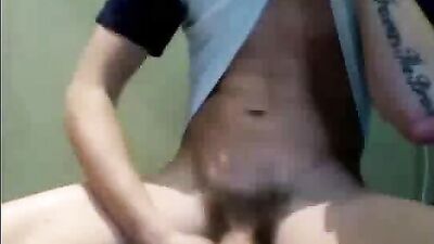 And he stayed so calm: Amateur Cum Shots Handjob