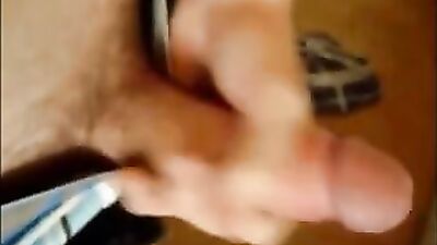 Young & Wild: Amateur Cum Shots & Handjobs with a Beauty