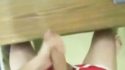 Smooth and Slim Wanker: Cum Shots Solo Big Cocks!