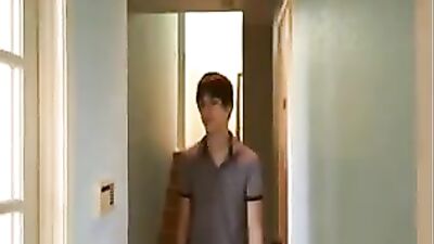 Room for Rent: Bareback Buddies Seeking Fun in the City