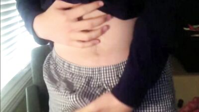 Masturbating at Christmas: Amateur Cum Shots Handjob