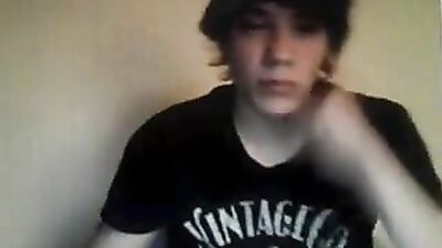 Black Shirt & White Pants: Amateur Cumshots & Handjobs