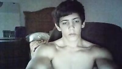 Muscle Dude Cumshot Amateur Handjob: The Ultimate Fap Experience!