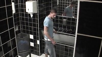 Gay Porn Heats Sauna Showers: Exploring the Steamy Sides of School Boys!