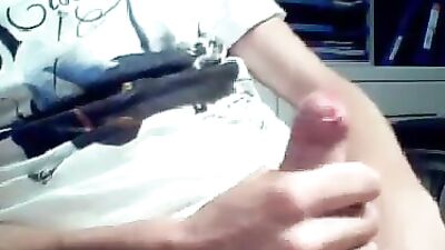 Tiny Blond Dude with Huge Dick: Gay Porn Video
