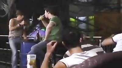 Gang Bareback Twink - Bareback Group Sex!