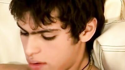 Two Latino Twinks Make Hot Love in Sexy Boyfriends!