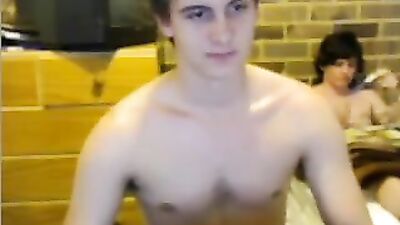 Friends Cam Cum Amateur Group Sex: An Intense Threesome Experience!