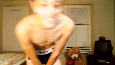 Shy Straight Twink on Webcam - Amature Muscle Boys Ass Play
