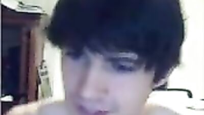 Cycling Solo Handjob: The French Cyclists Webcam Pleasure