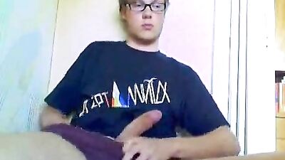 Beautys Amateur Cum Shots - A Blissful Handjob!
