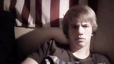 Blond American Twink Fucks Huge Dong - Big Cocks!