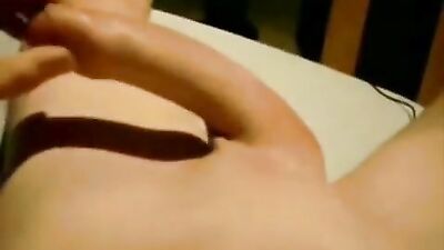 Twinky Cum Shots: Amateur Solo Fun with Mmm Mmm Ahhh