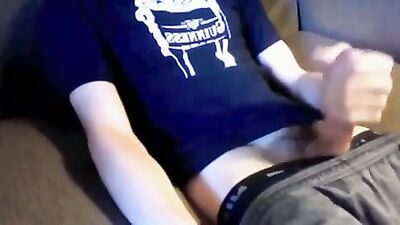 Quick Cum Shots Solo: The Ultimate Gay Porn Experience!