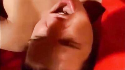 Twincest Amateur Cum Shots: Two Handsome Twins Make Out Like Lovers!