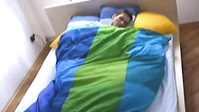 Growing Morning Wood - Wanking Amateur Cum Shots