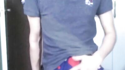 Well Sized Boy Cumming Amateur Porn