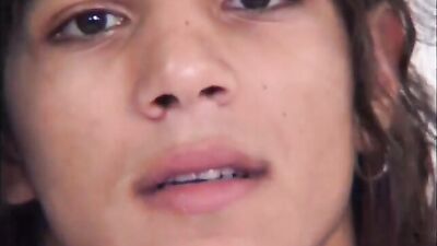 Male Desire: Long Hair and Nice Body for You!