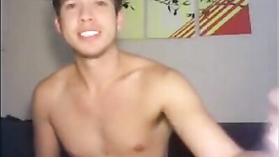 Young and Hungry: Action Amature Cum Shots!