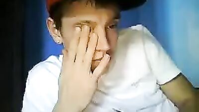 No Cum but Very Hot Amateur Casts Solo Twink Video!