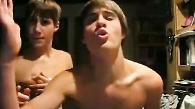 Gay Kyles Brotherly Love: A Fun Music Experience!