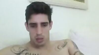 Handjob Cumshots Amateur: The Ultimate Gay Porn Experience!